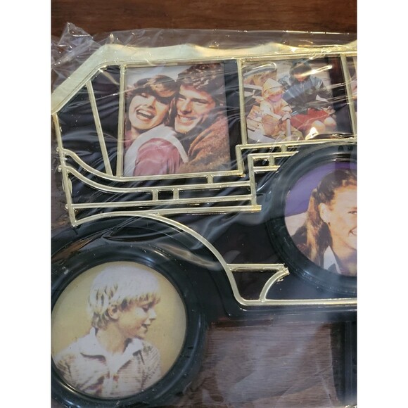 NIB Vintage Classic Car Multi-Photo Frame 12.75" #200 - Picture 5 of 7
